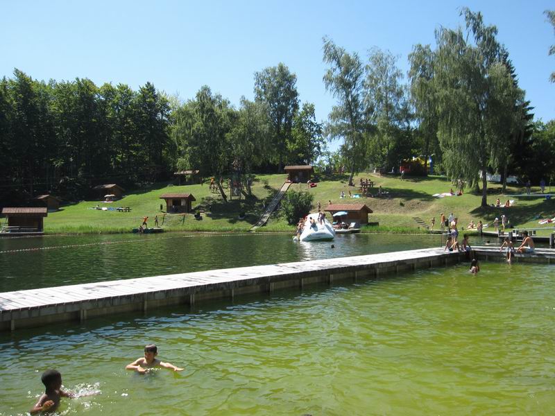 Le lac de la Beunaz
