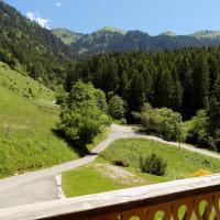 VUE DU BALCON DU CHALET.